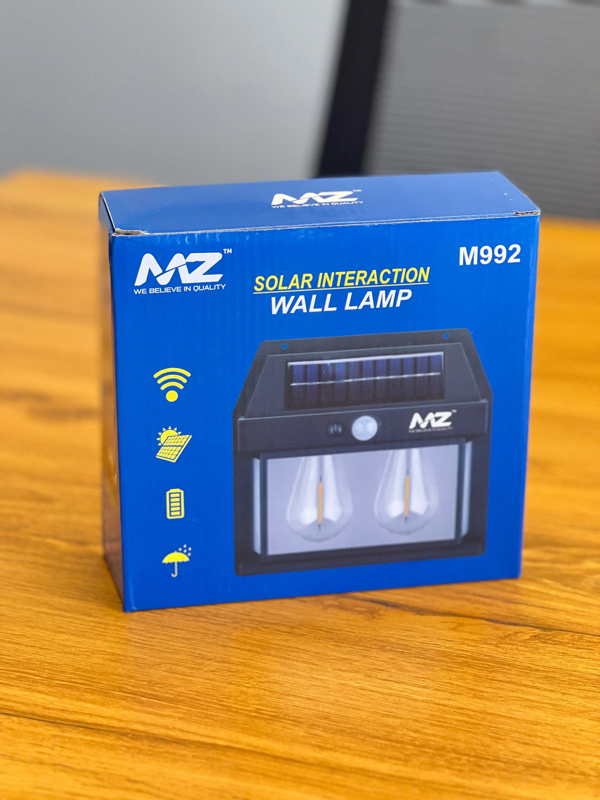 Solar Interaction Wall Lamp M992 – Ultra Bright Dual LED – motion sensor light – product features and specifications